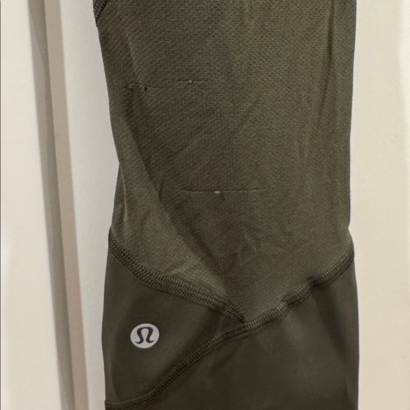 Lululemon Pace Rival 22" Crop Leggings, Grey Sage Green, Size 6 - Picture 6 of 10